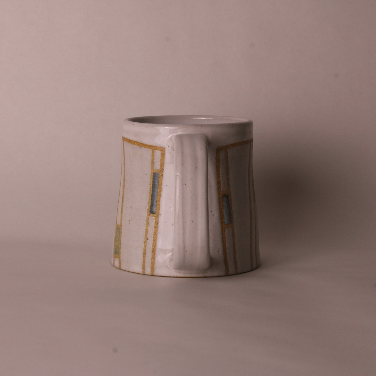 Block mug in white